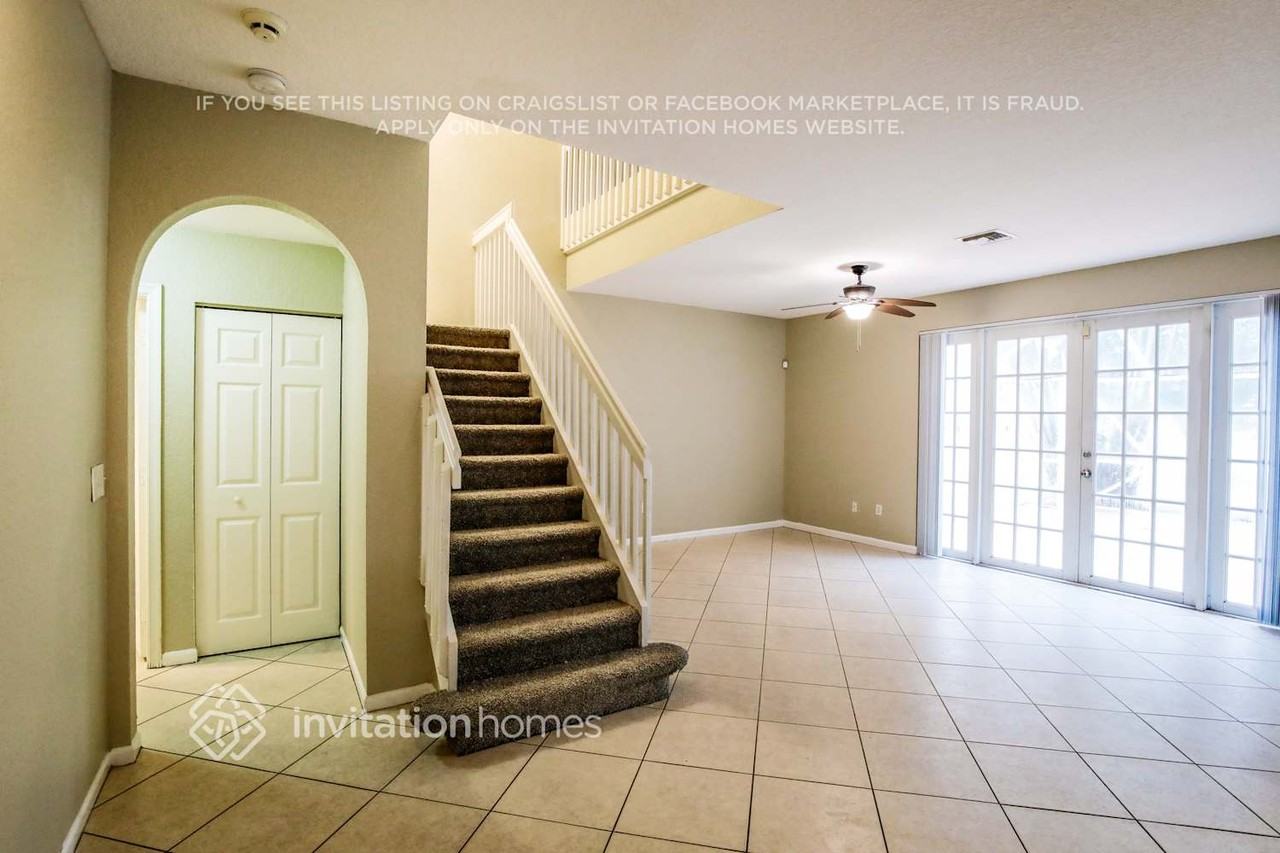 7594 Oak Grove Cir - Photo 6 of 18