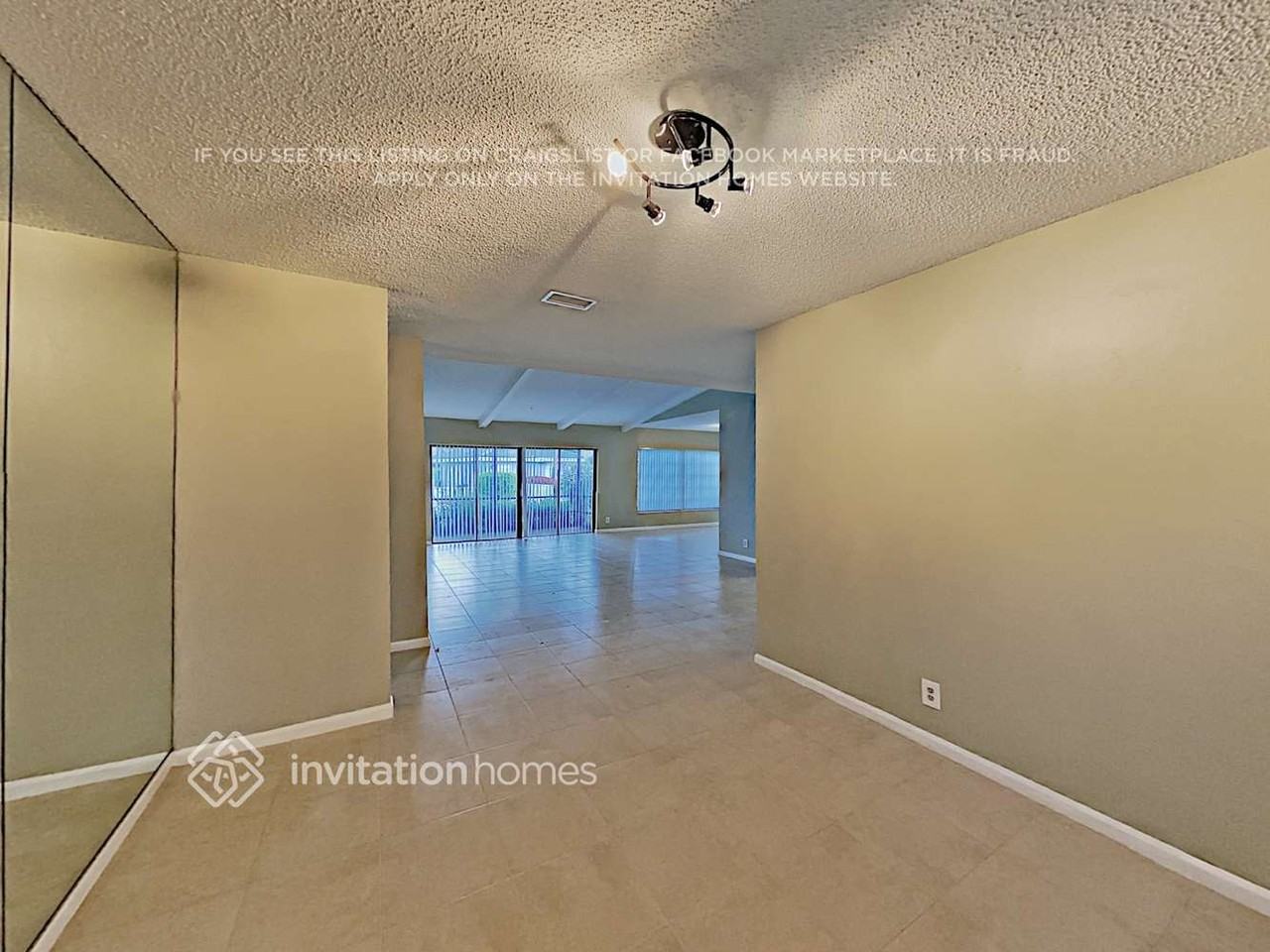 5855 Colony Ct - Photo 6 of 19