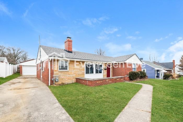 2835 Woodway Ave - Photo 2 of 15