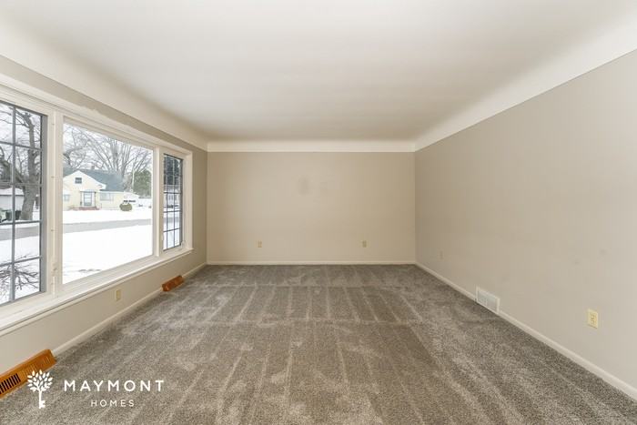 3249 Avon Blvd - Photo 5 of 18