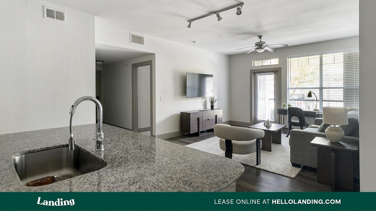 4115 Louetta Rd - Photo 3 of 50