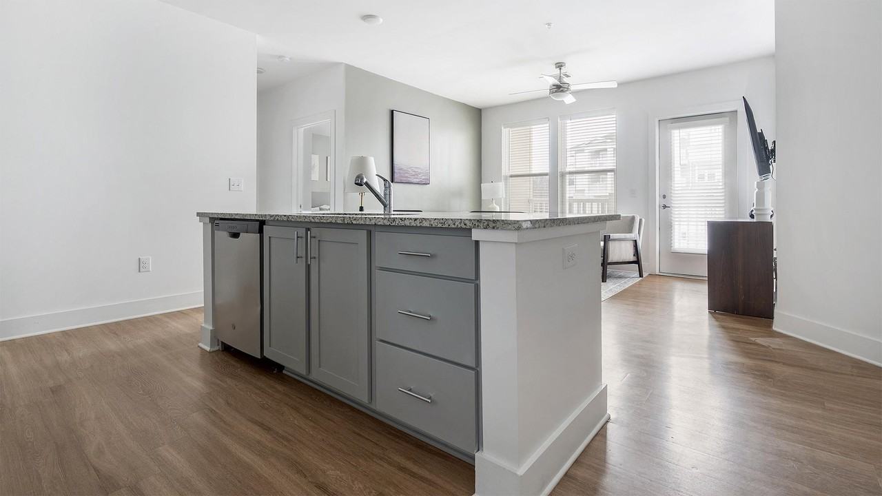 5209 Craftsman Dr - Photo 5 of 48
