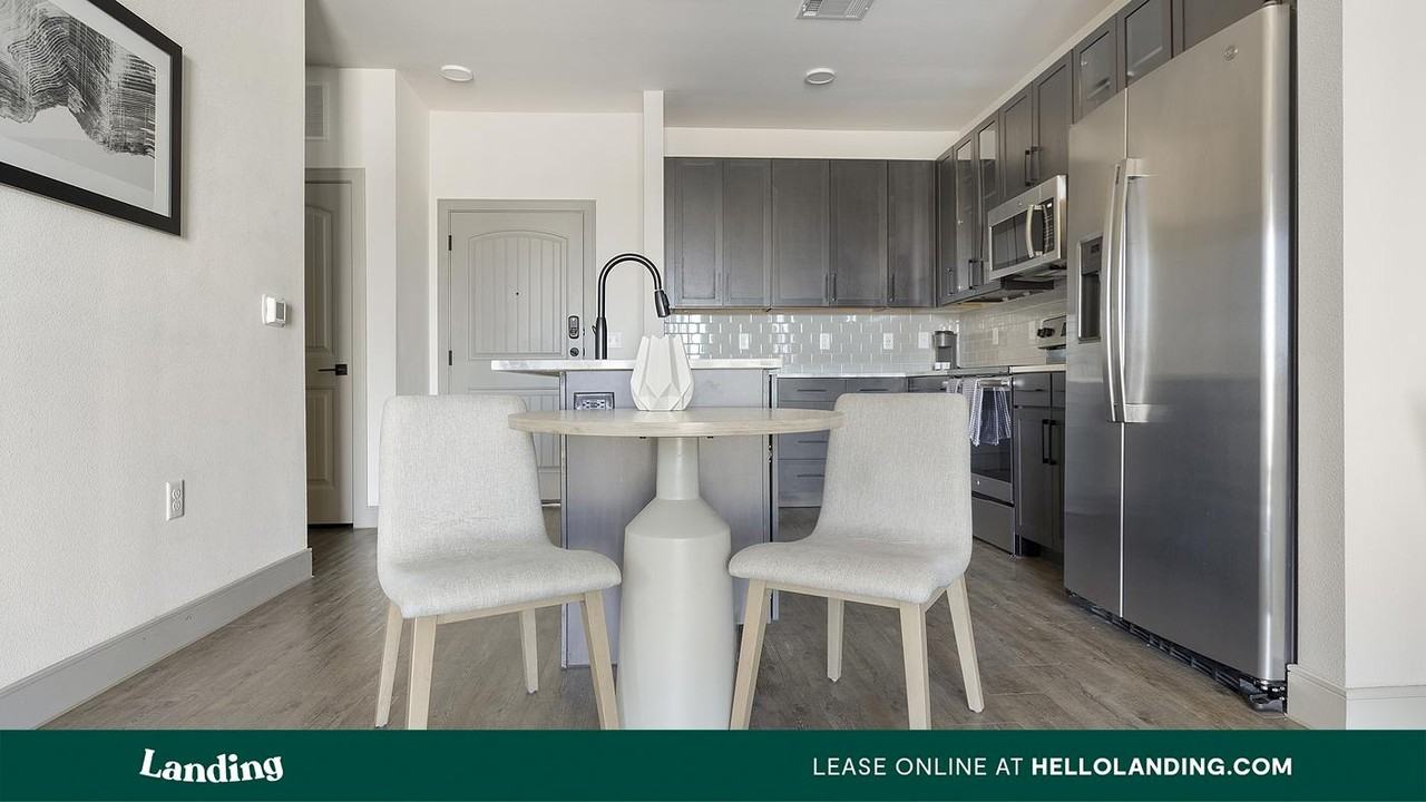 3235 Heritage Trl - Photo 6 of 50