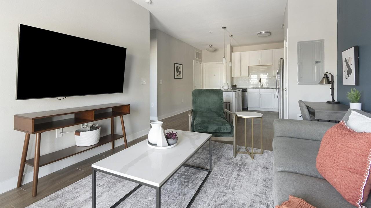 215 Hunters Lake Way - Photo 3 of 48