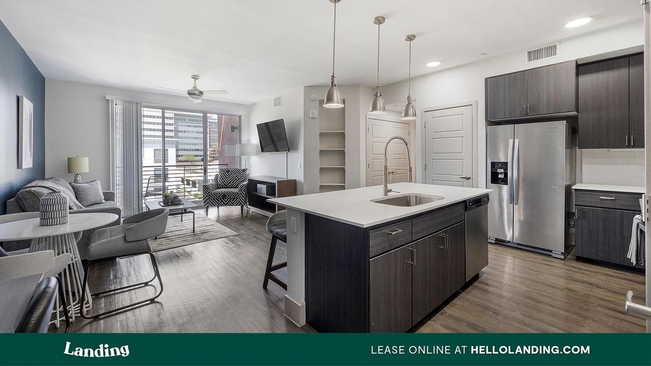 2323 E. Highland Ave - Photo 4 of 50