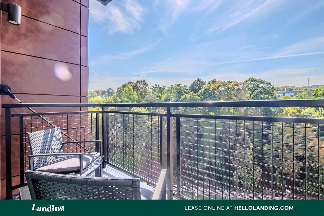 210 E Green Street - Photo 2 of 50