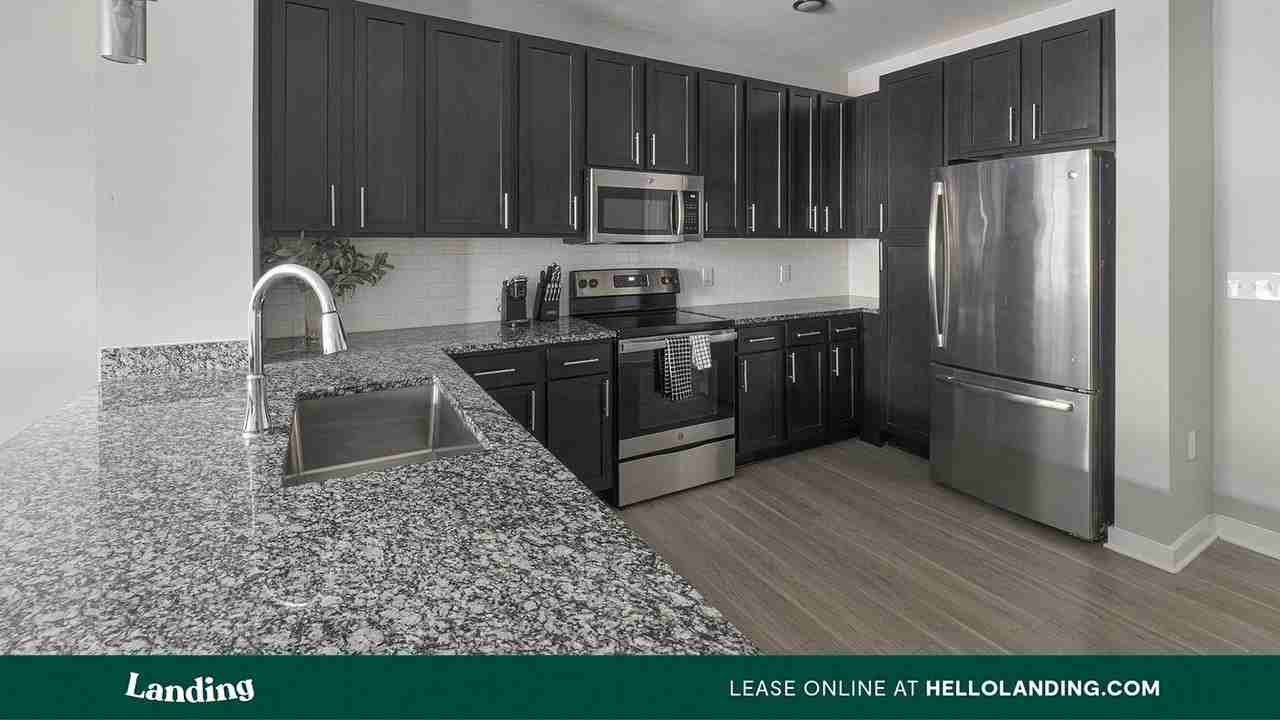 115 Great Lawn Drive - Photo 3 of 50