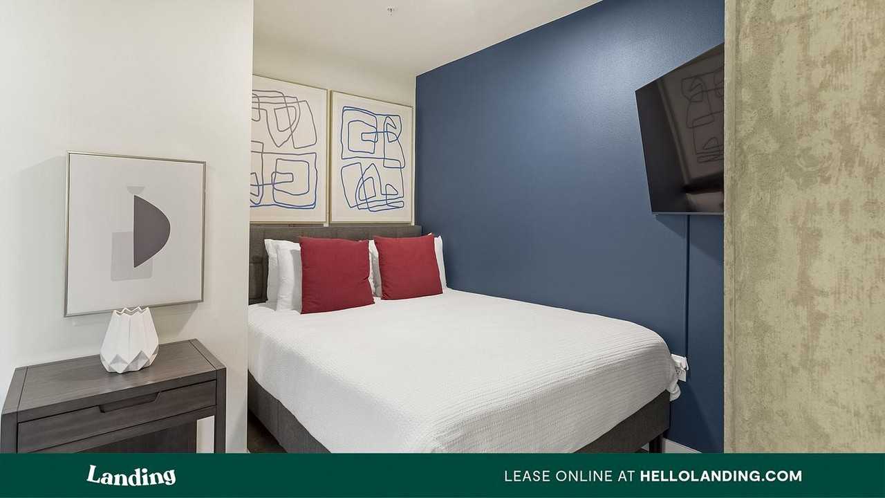 2301 E Union St - Photo 4 of 50