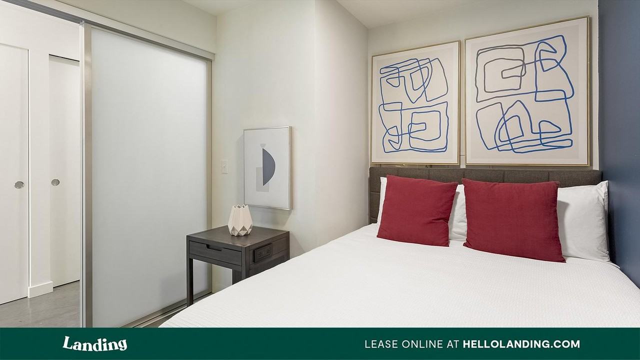 2301 E Union St - Photo 5 of 50