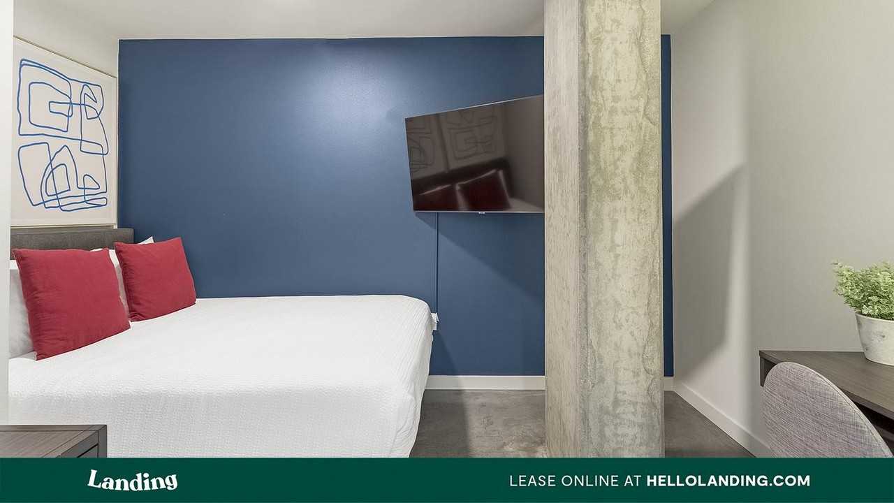 2301 E Union St - Photo 6 of 50