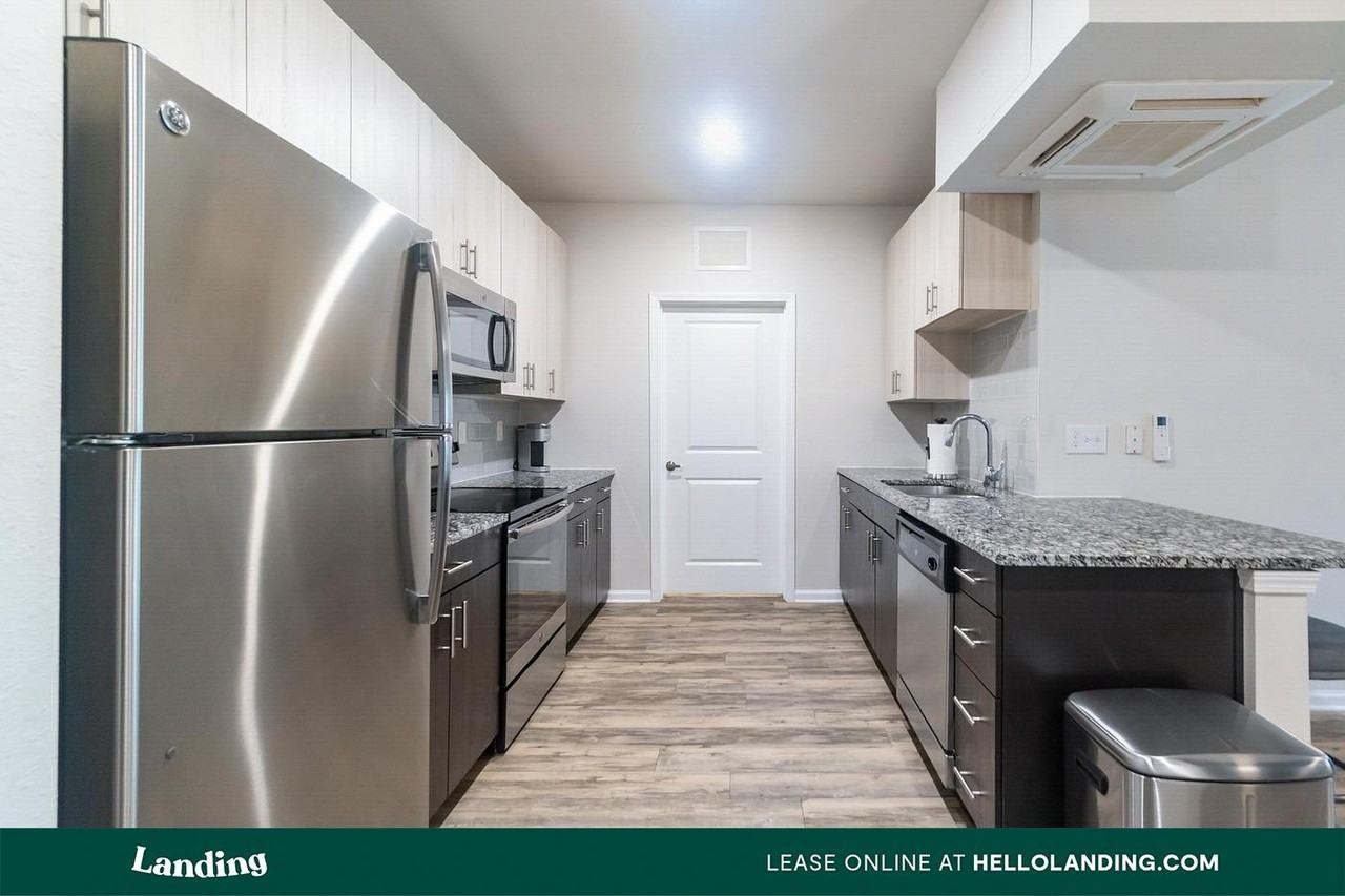 655 W Mallard Creek Church Rd - Photo 6 of 50