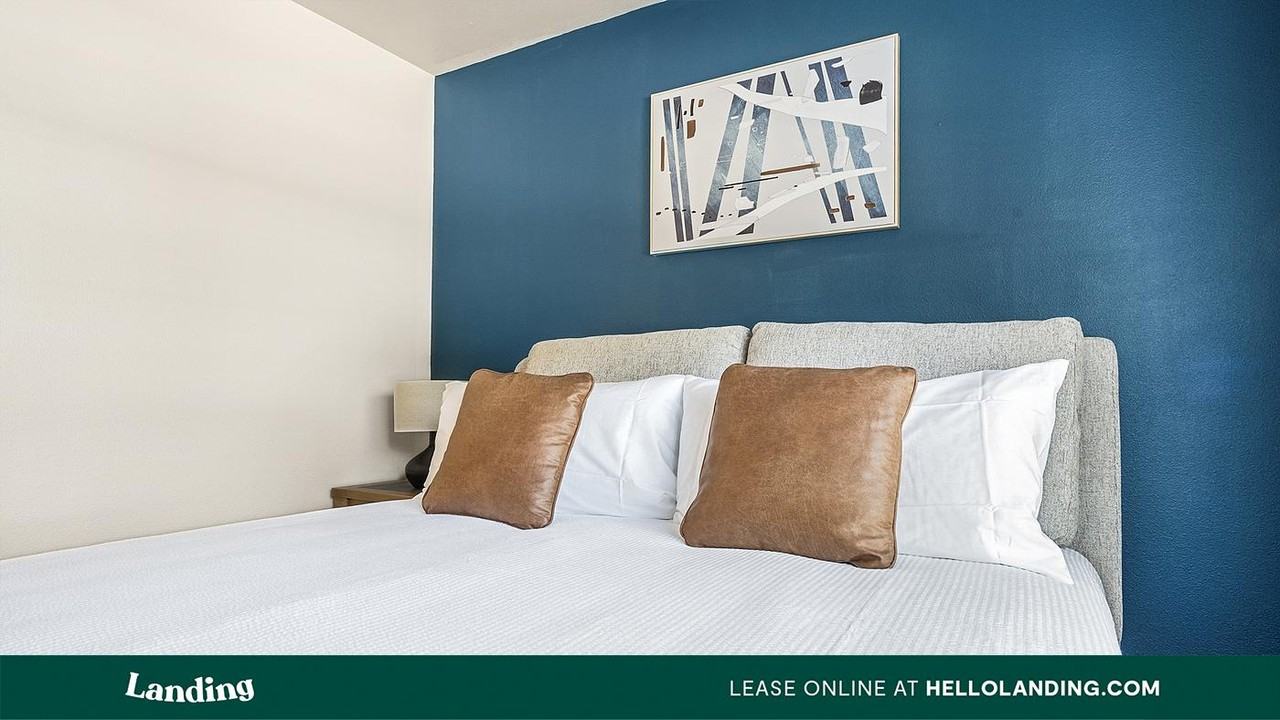 2056 Sundance Parkway - Photo 5 of 50