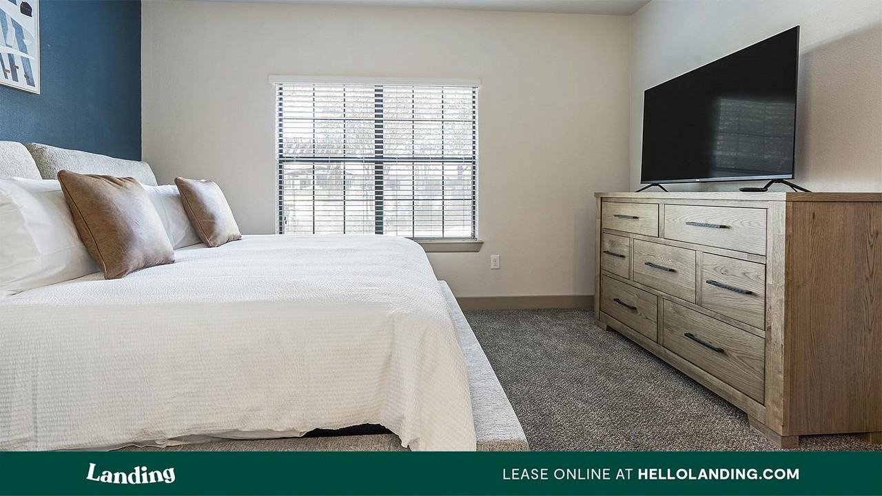 2056 Sundance Parkway - Photo 7 of 50