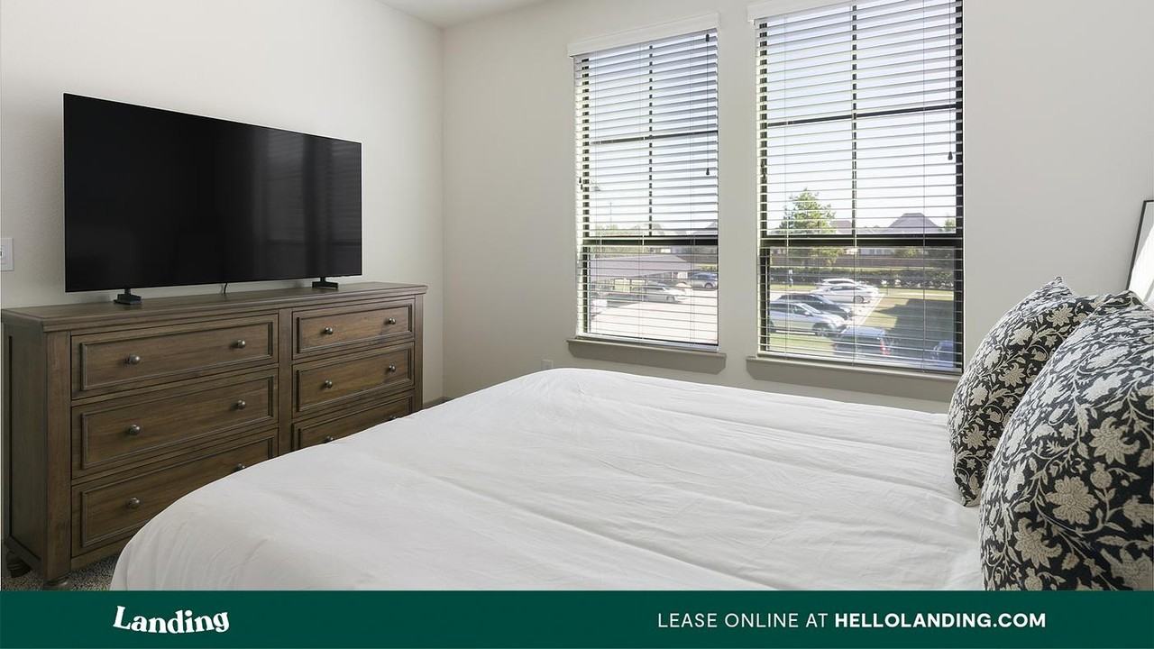 21201 Emerald Mist Pkwy - Photo 4 of 50
