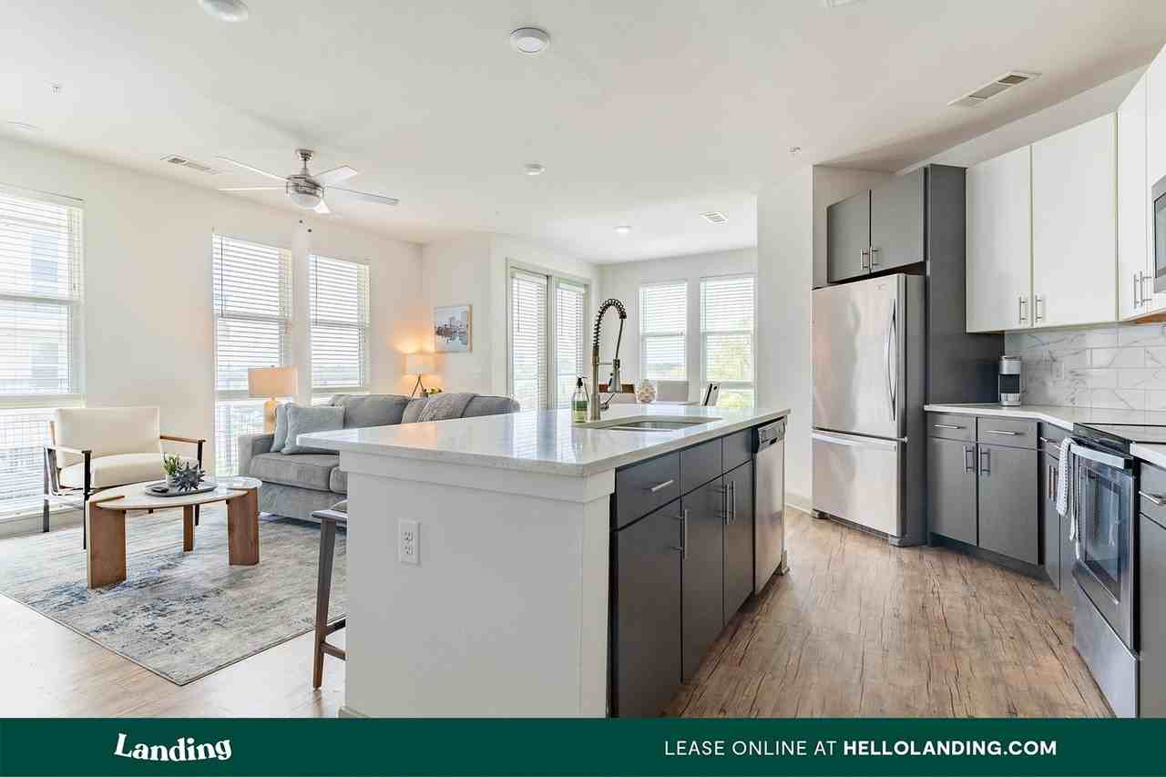 1852 E Northside Dr - Photo 2 of 50
