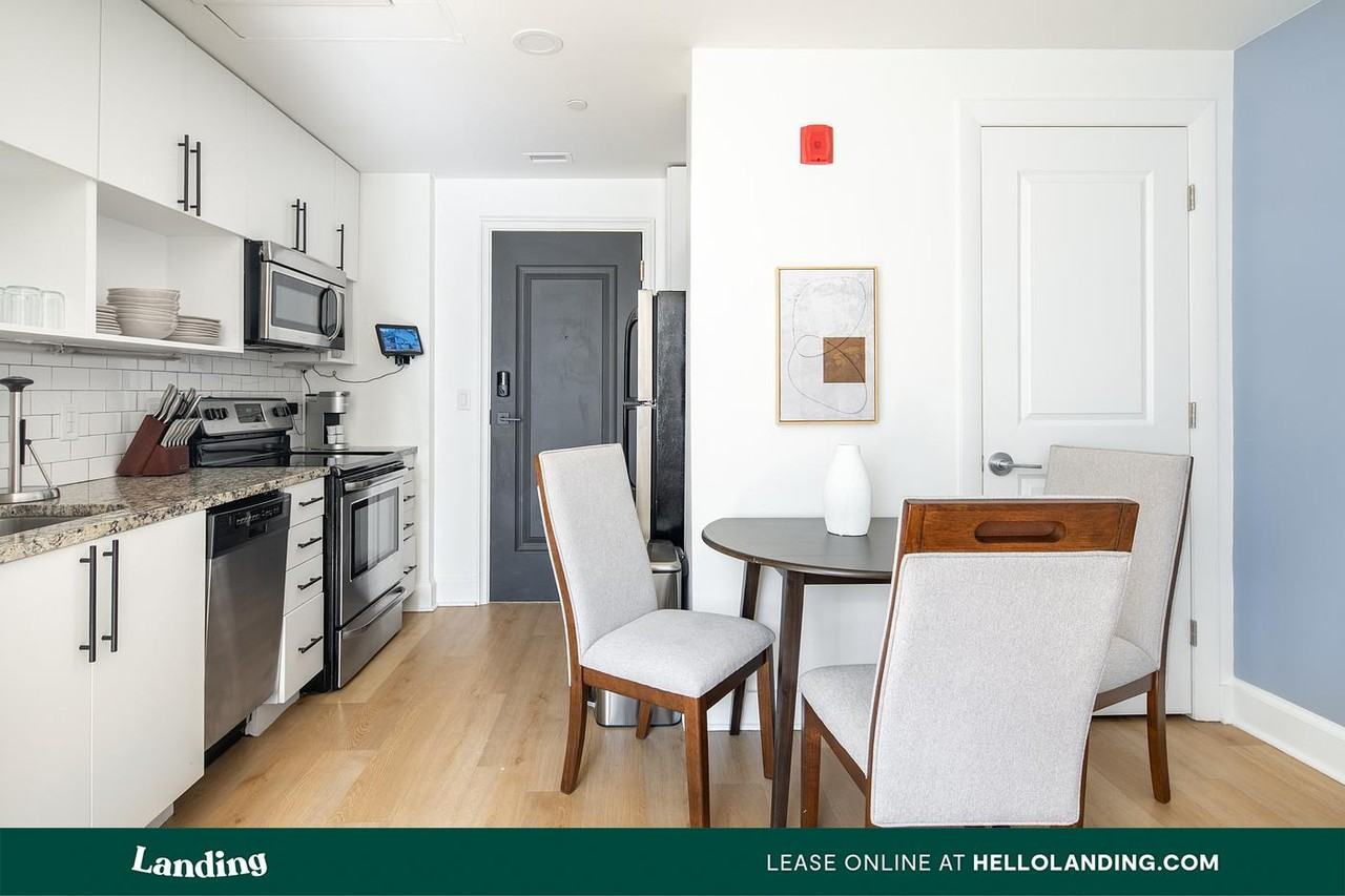 933 McGee St - Photo 2 of 50