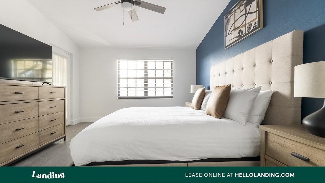 6415 21st Ave W - Photo 3 of 50