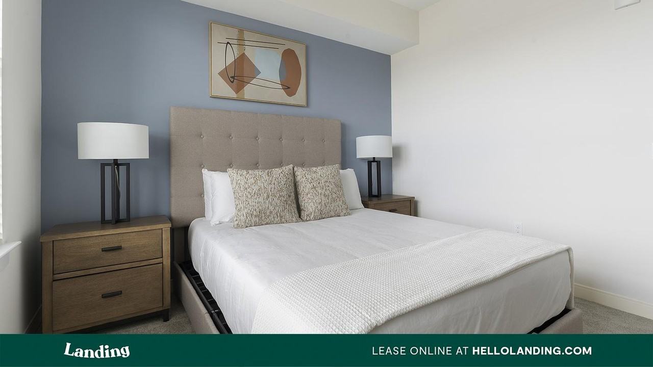 870 SE 47th Terrace - Photo 5 of 50