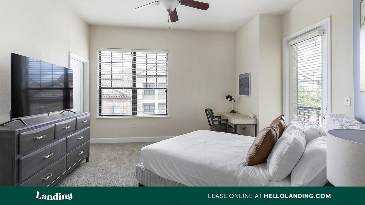 6101 N. Riverside Drive - Photo 5 of 50