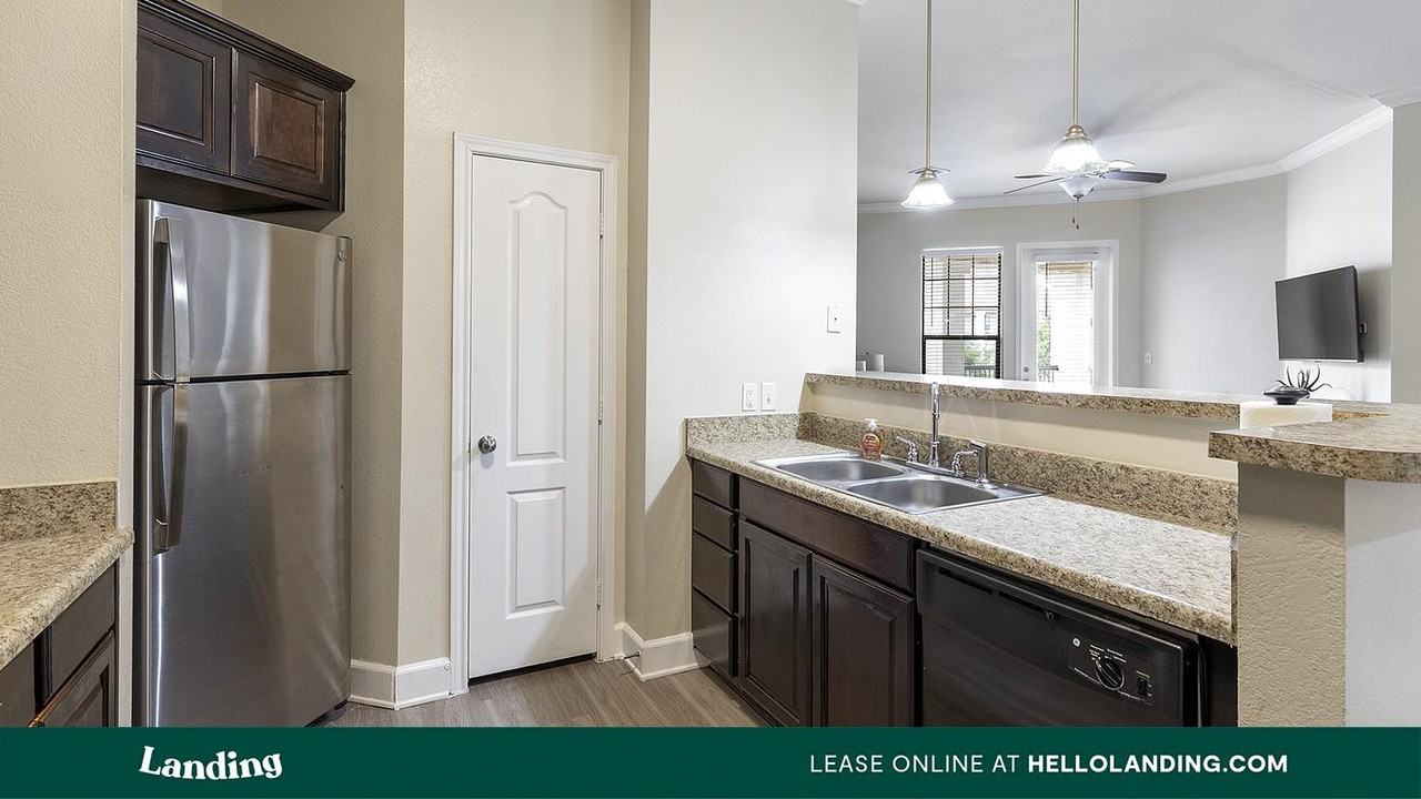 6101 N. Riverside Drive - Photo 7 of 50