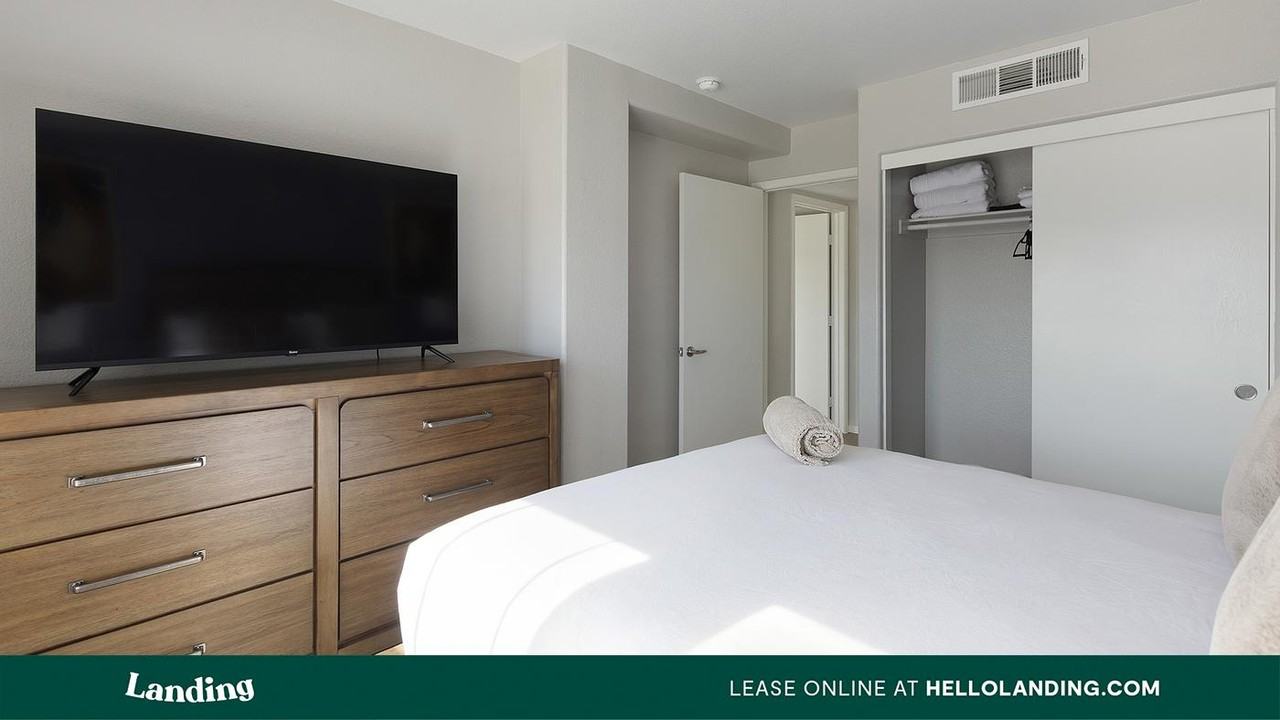 5145 Rawhide St - Photo 5 of 50