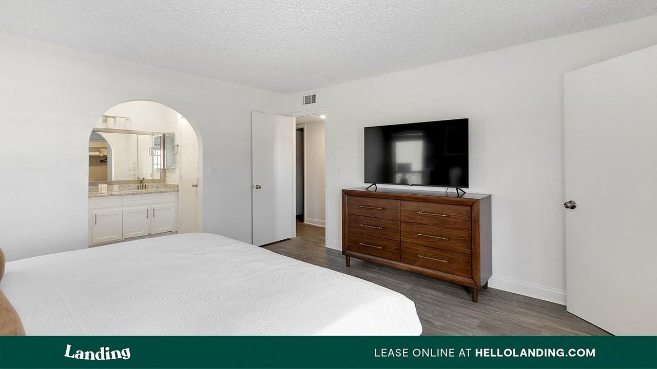 5272 Tamarus St, - Photo 4 of 50