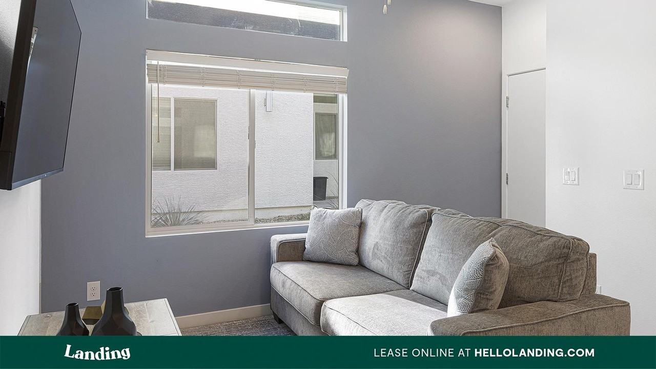 2705 N Rancho Dr, - Photo 2 of 50