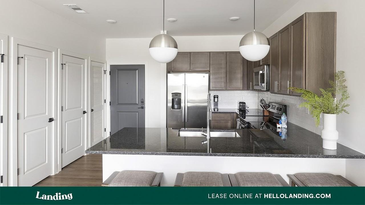 170 Graphics Dr - Photo 3 of 50