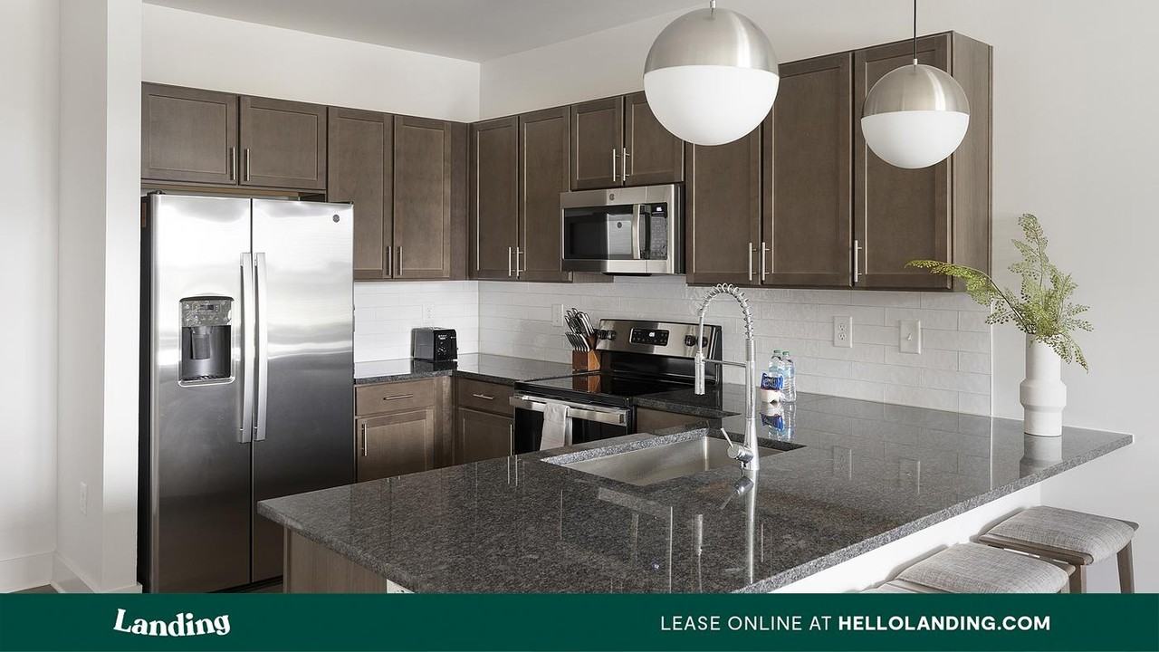 170 Graphics Dr - Photo 4 of 50