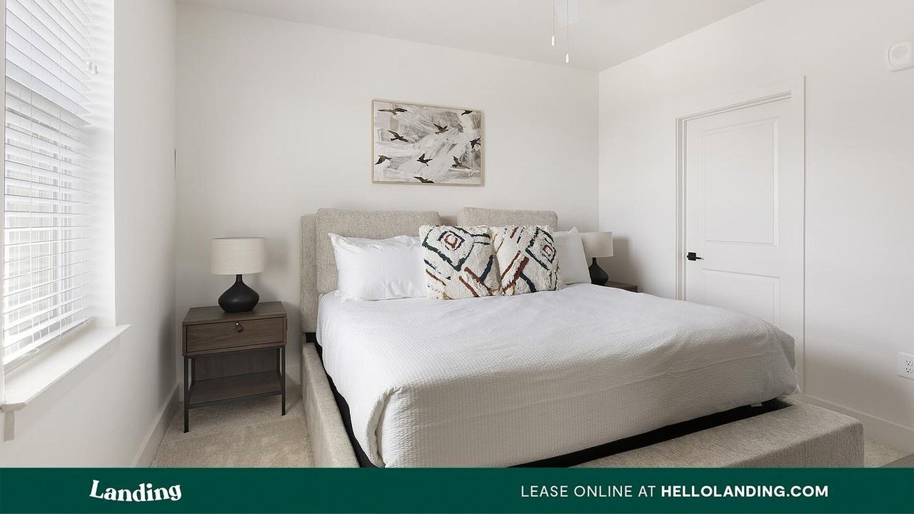 170 Graphics Dr - Photo 5 of 50