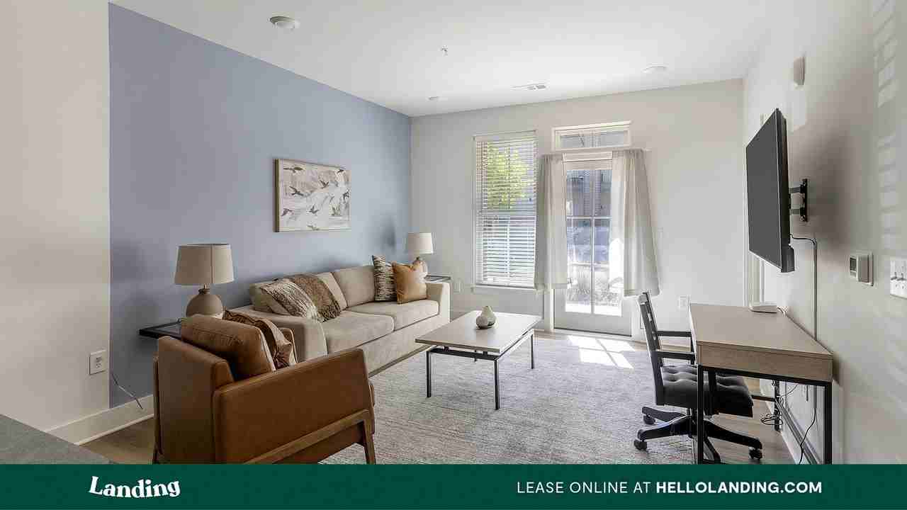 170 Graphics Dr - Photo 2 of 50