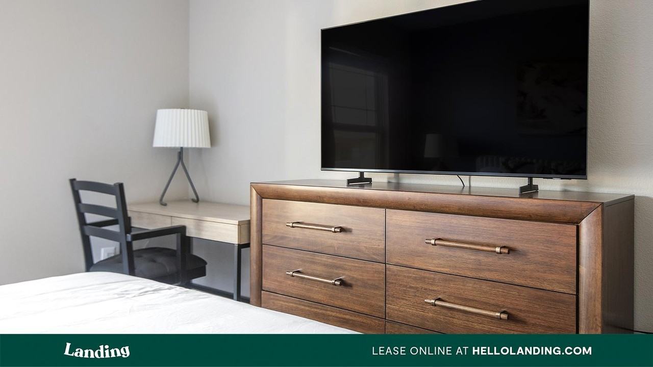 400 Legends Terrace Dr - Photo 7 of 50