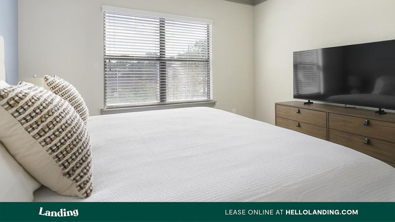 2539 Spring Cypress Rd - Photo 5 of 50