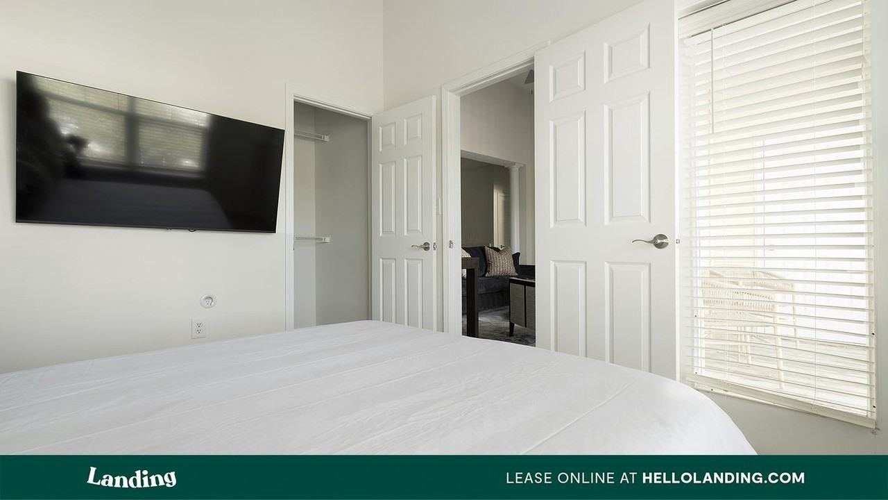 1101 Flagstone Lane - Photo 6 of 50