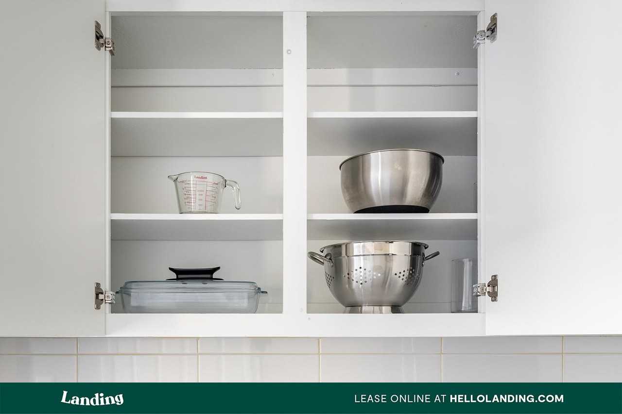 1000 Palm Place Dr NE - Photo 6 of 50