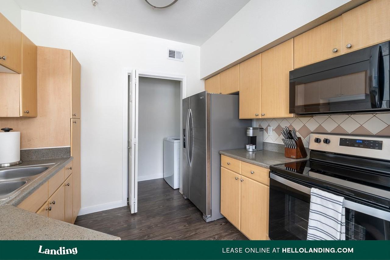 6533 Patti Drive - Photo 7 of 50