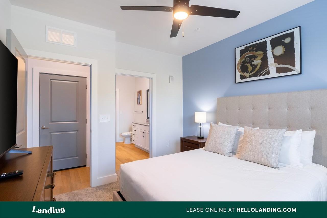 435 Encore Way - Photo 6 of 50