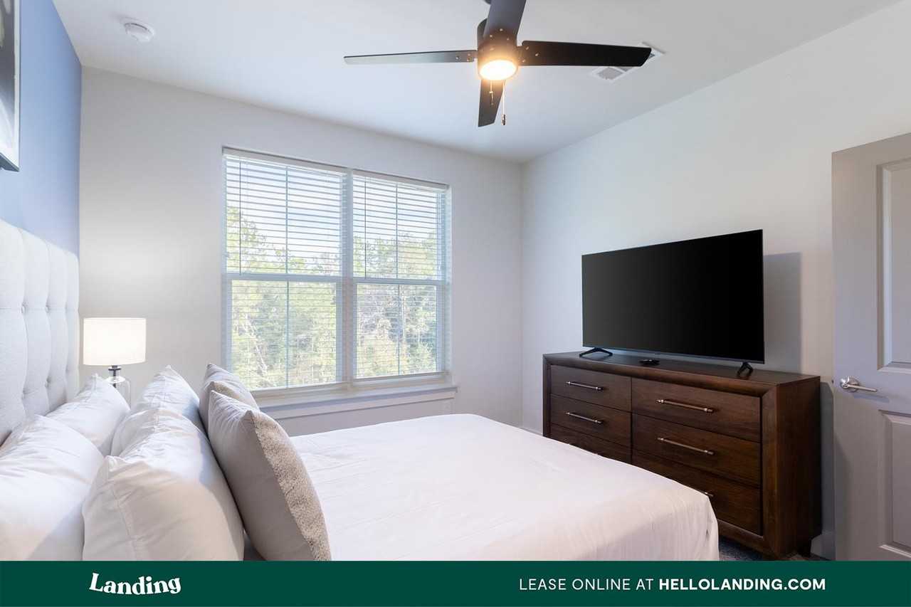 435 Encore Way - Photo 7 of 50