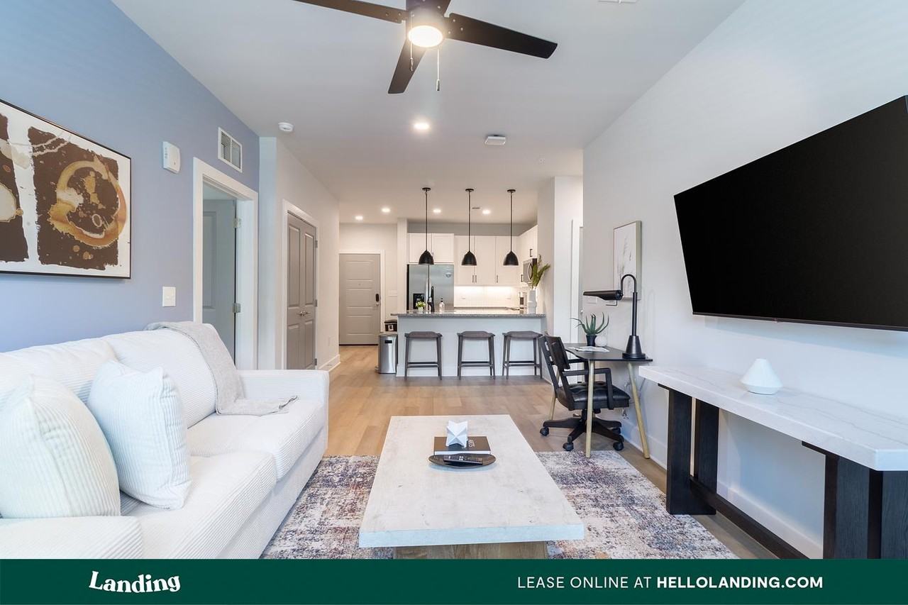 435 Encore Way - Photo 2 of 50