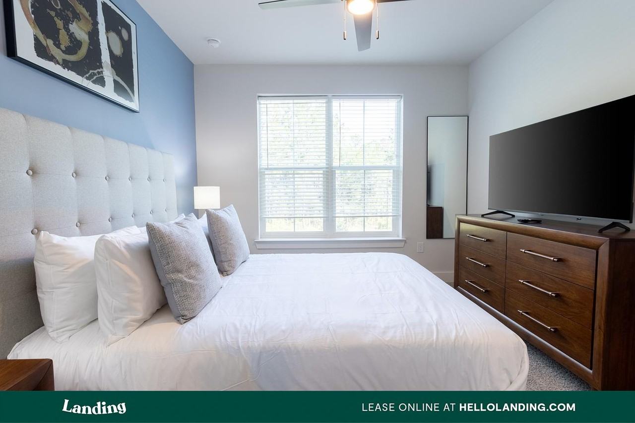 435 Encore Way - Photo 5 of 50