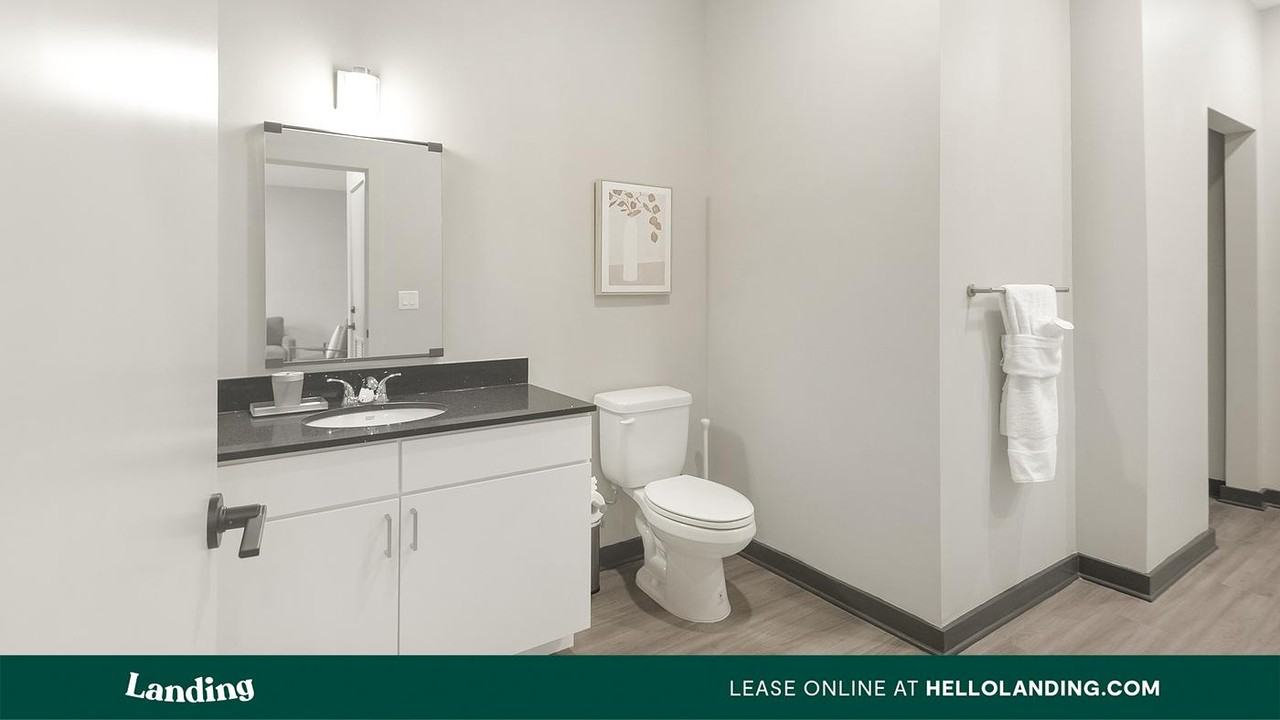 645 N Front St - Photo 5 of 50