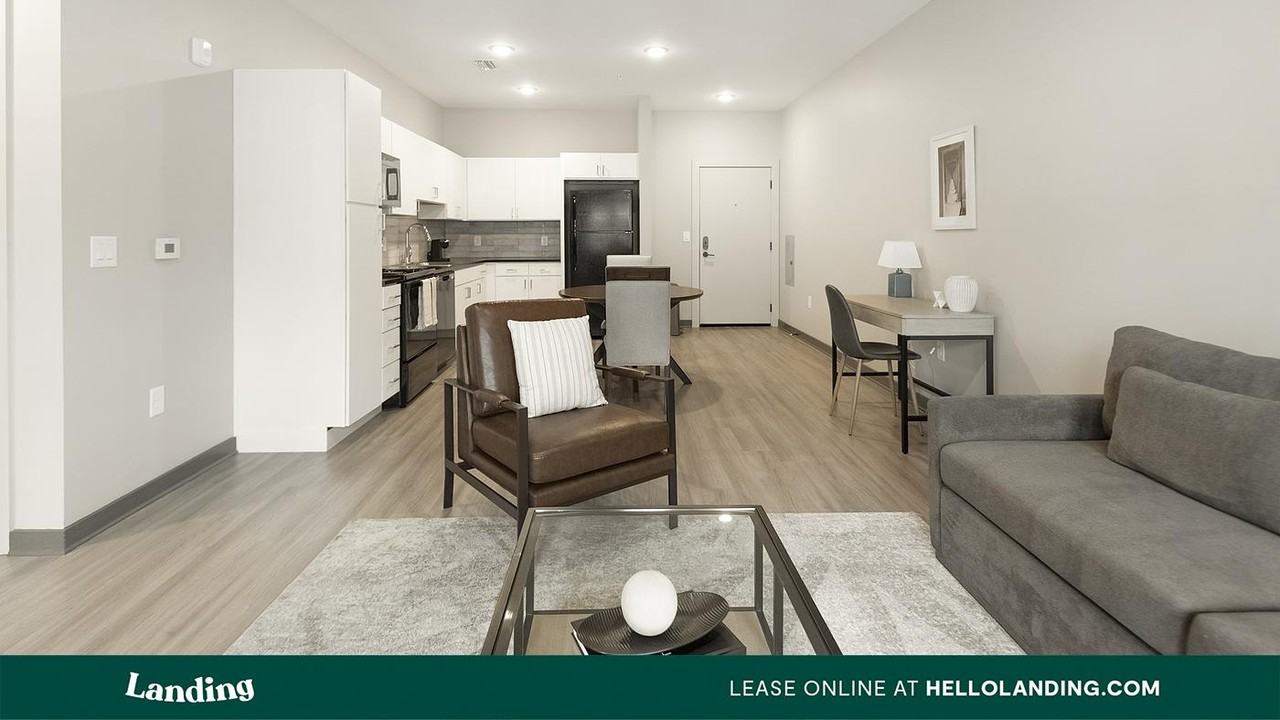 645 N Front St - Photo 6 of 50