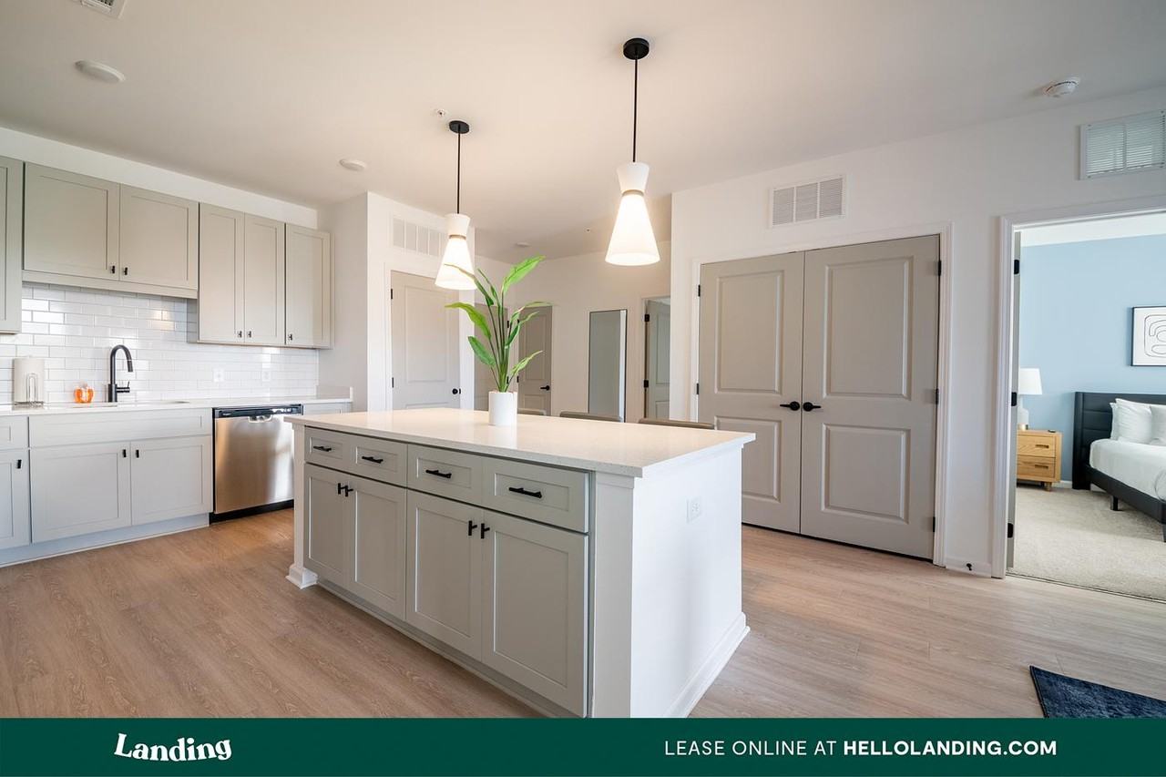 100 Wilton Circle - Photo 4 of 50