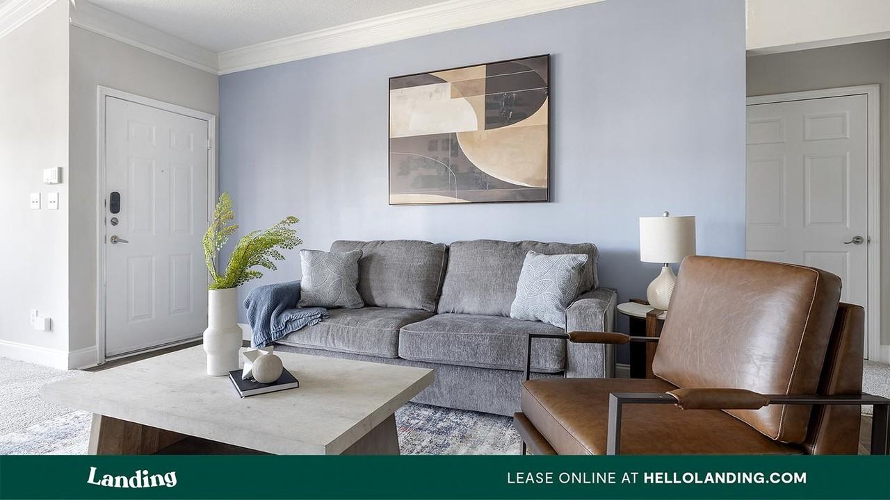 100 Crossing Blvd - Photo 2 of 50