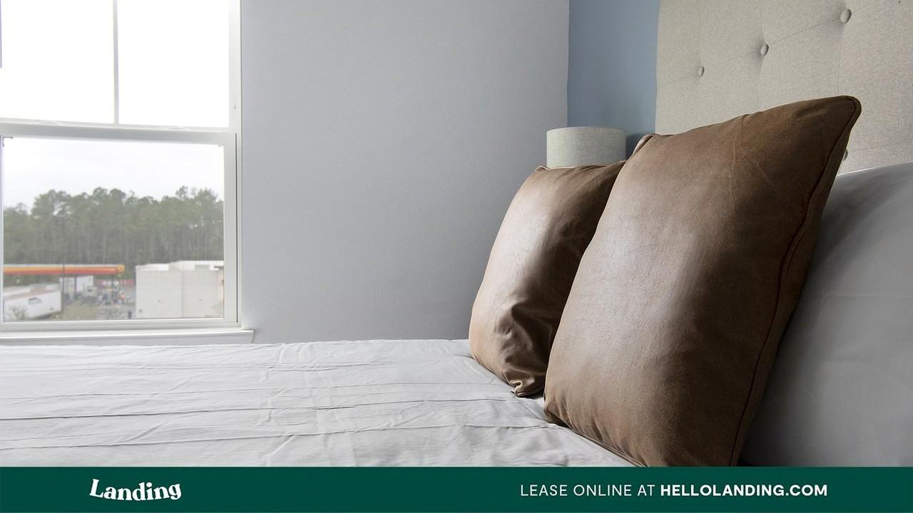 12525 Tibbets Lane - Photo 6 of 50