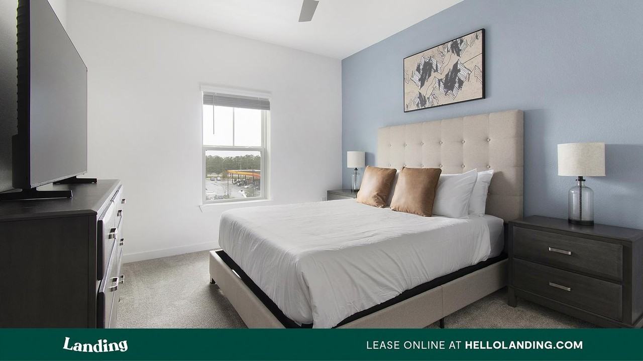 12525 Tibbets Lane - Photo 7 of 50