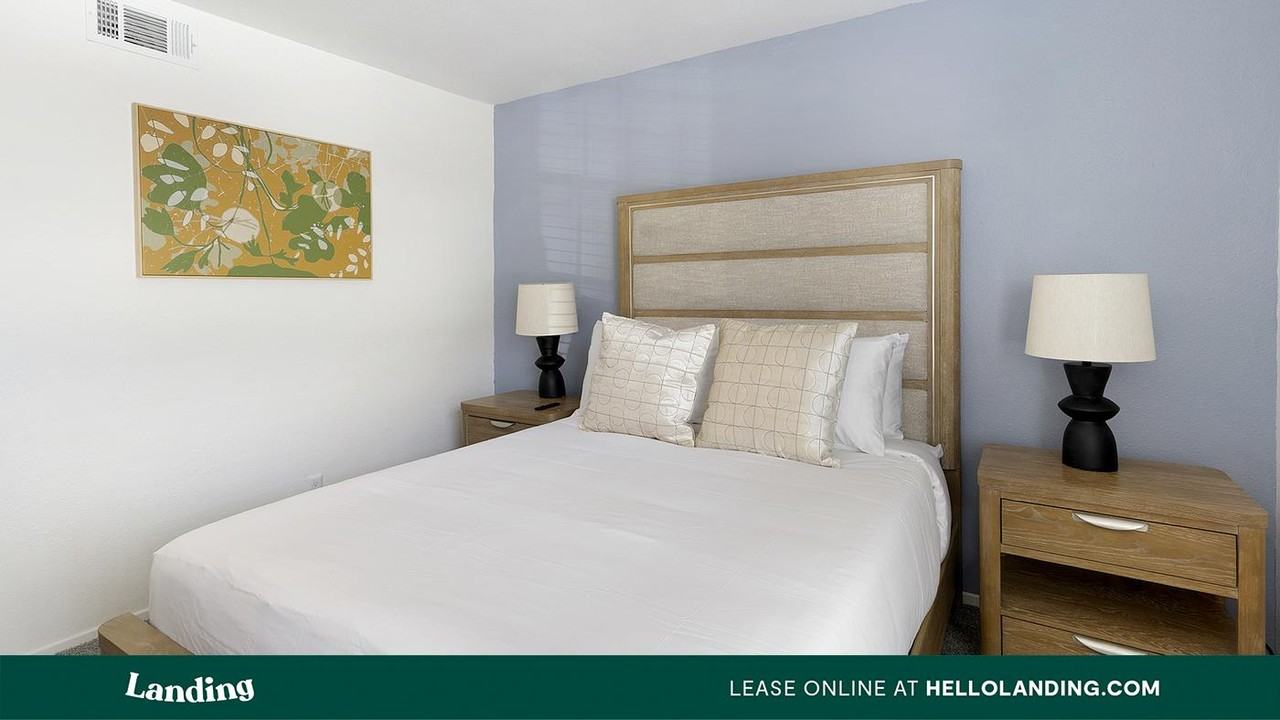 9510 Westpark Dr - Photo 4 of 50