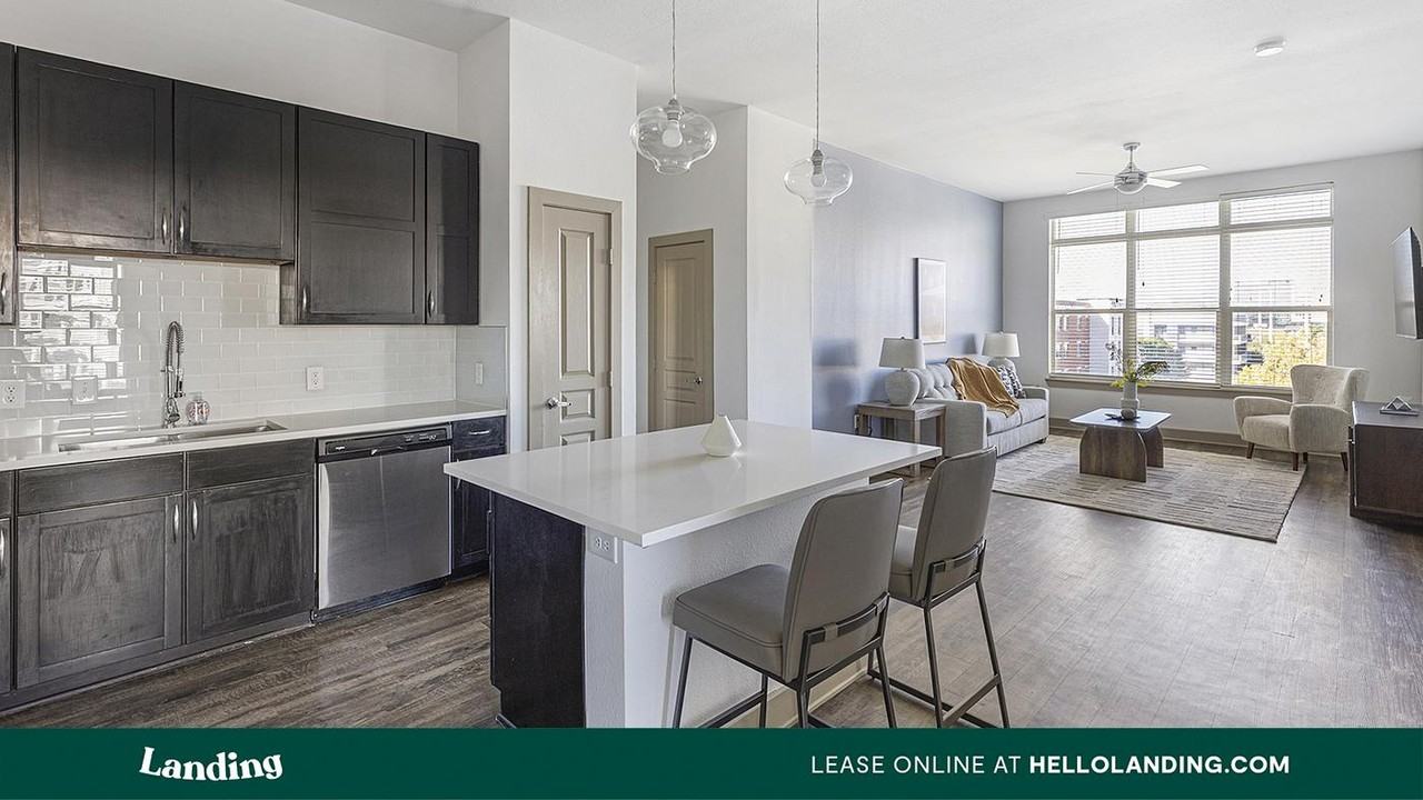 5005 Galleria Dr. - Photo 4 of 50