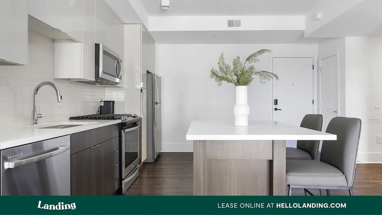 3005 Peachtree Rd NW, - Photo 2 of 50