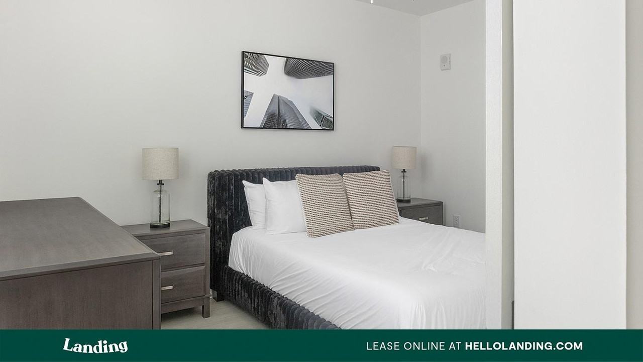 620 Foster Street - Photo 4 of 50